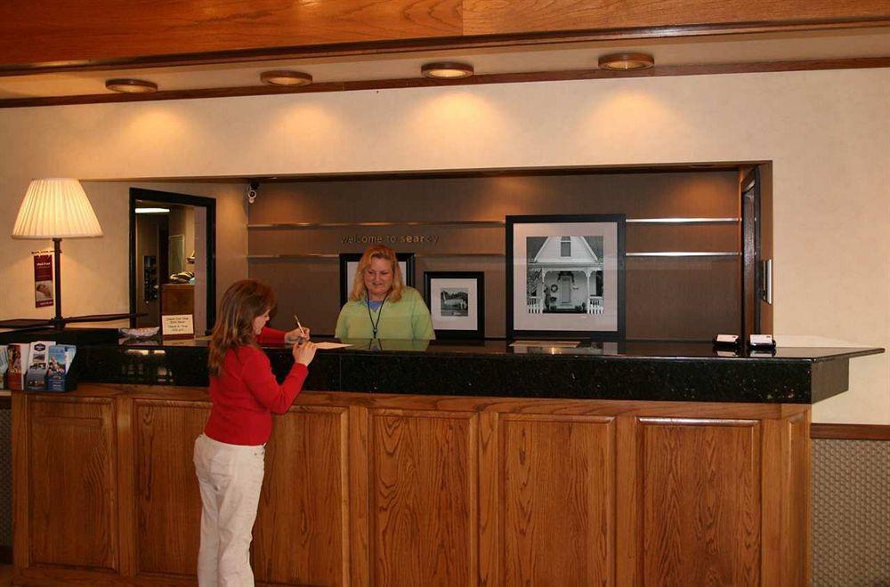 Quality Inn & Suites Searcy I-67 Interior photo